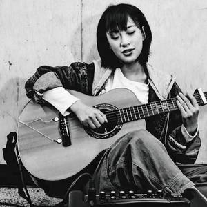 搬家工人当着老公的面完整版
